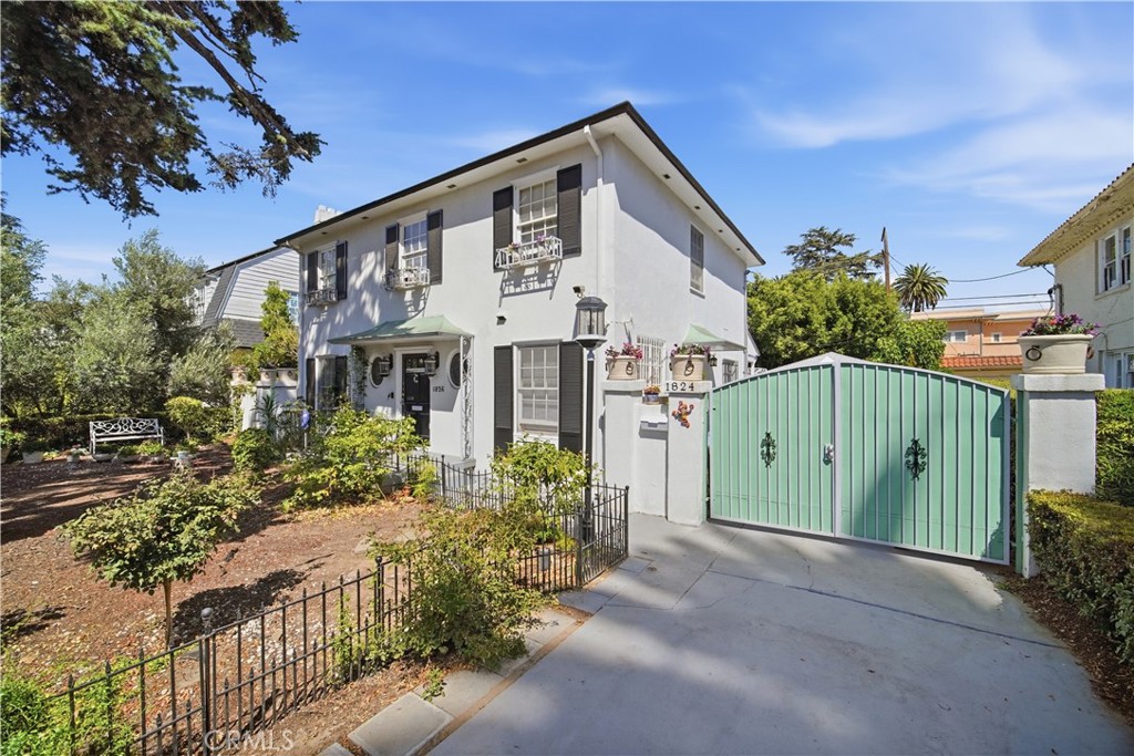 1826 Wellington Road, Los Angeles, CA 90019 — photo 1