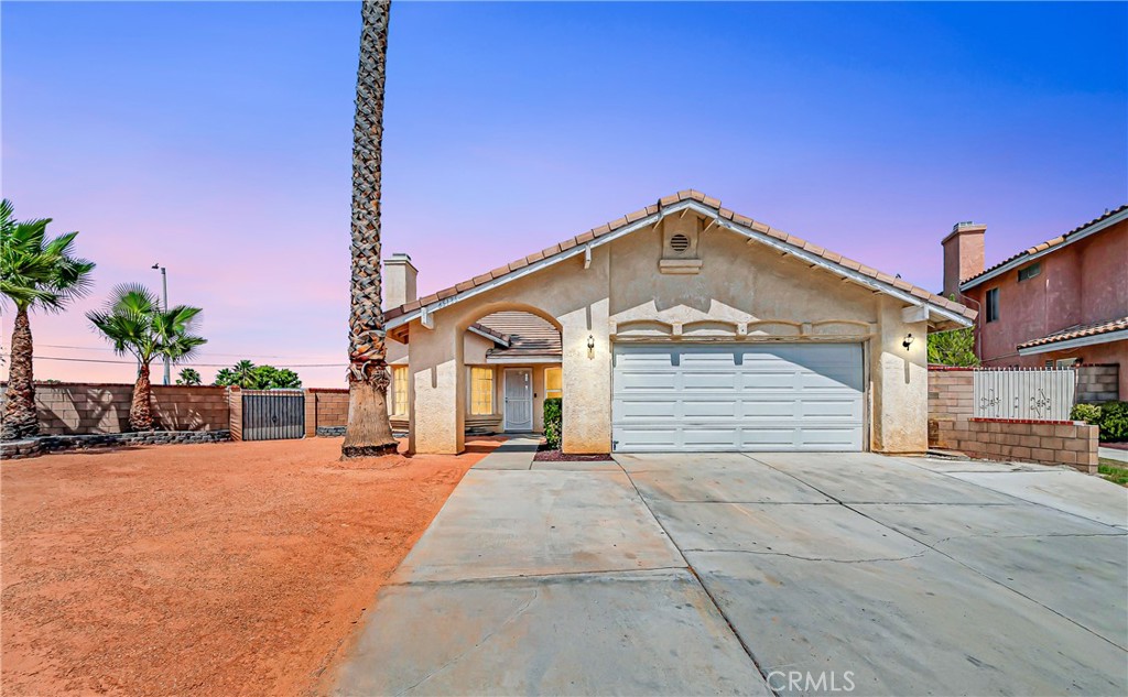 45136 Loma Vista, Lancaster, CA 93535 — photo 1
