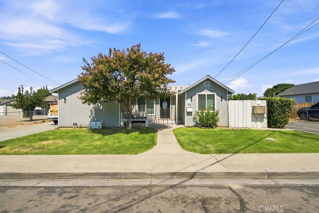 417 Sutter, Manteca, CA 95336 — photo 1