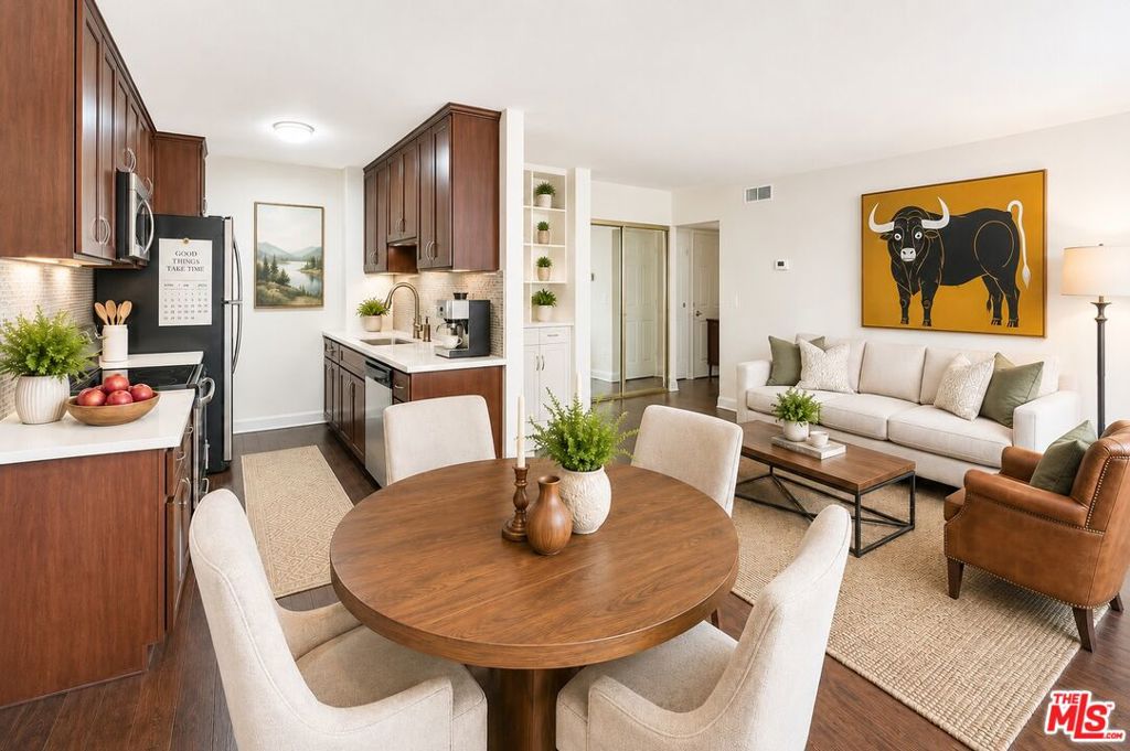 1750 Camino Palmero Street 442, Los Angeles, CA 90046 — photo 1
