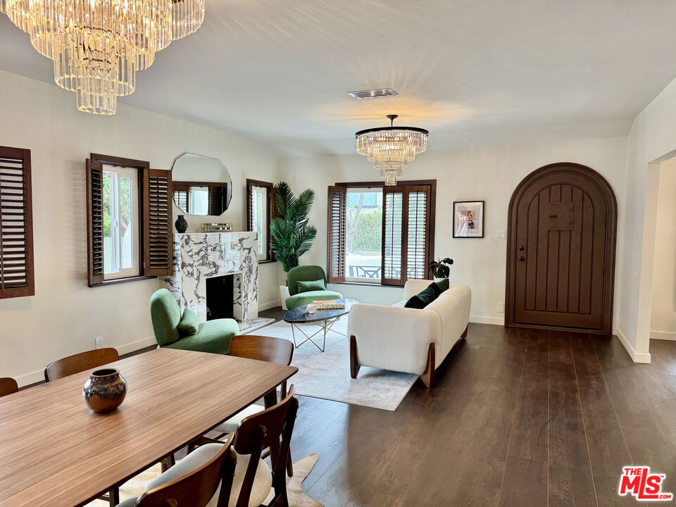 636 N Curson Avenue, Los Angeles, CA 90036 — photo 1