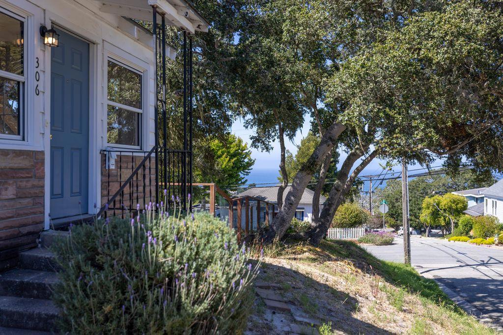 306 9th Street, Pacific Grove, CA 93950 — photo 1