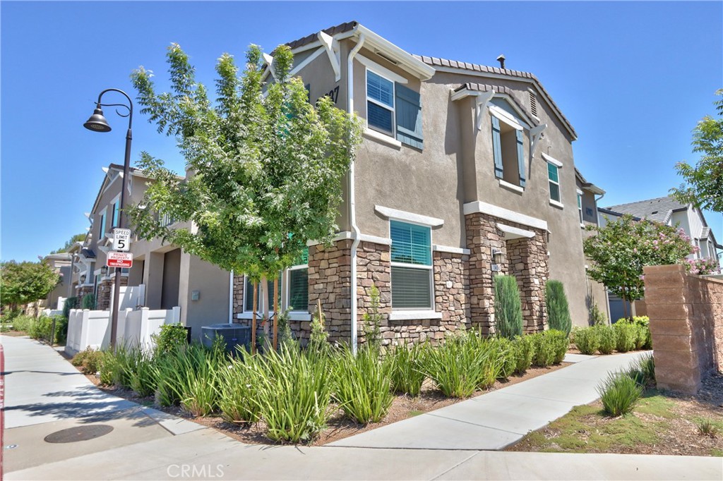 41987 Isadora 1404, Murrieta, CA 92562 — photo 1
