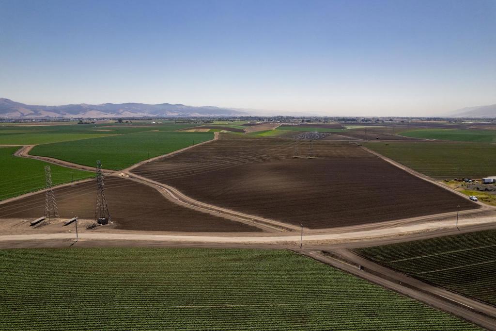 Address withheld, Salinas, CA 93907 — photo 1