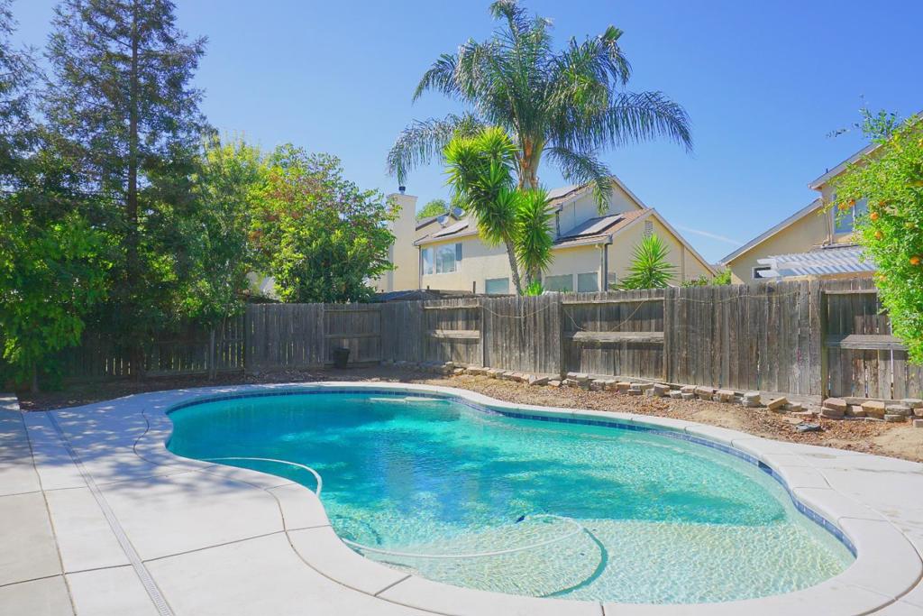 441 De Bord Drive, Tracy, CA 95376 — photo 1