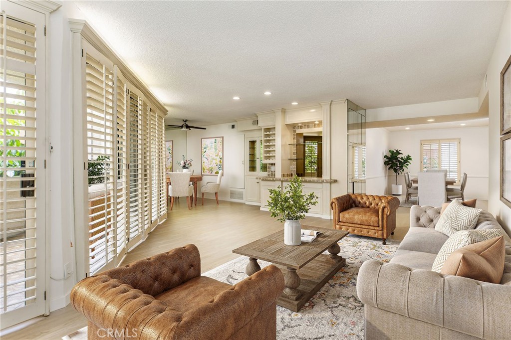5216 Yarmouth Avenue 105, Encino, CA 91316 — photo 1