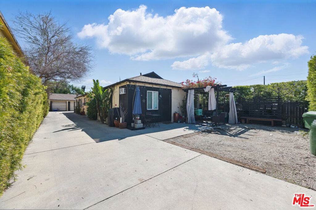 5710 Vineland Avenue, North Hollywood, CA 91601 — photo 1