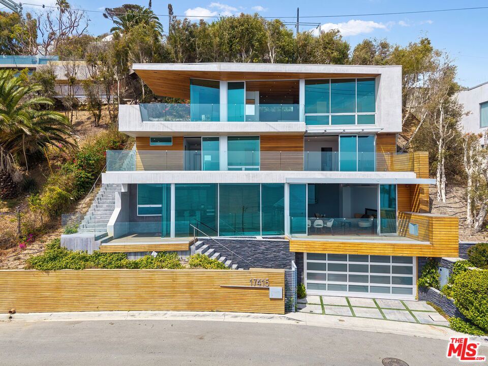 17415 Castellammare Drive, Pacific Palisades, CA 90272 — photo 1