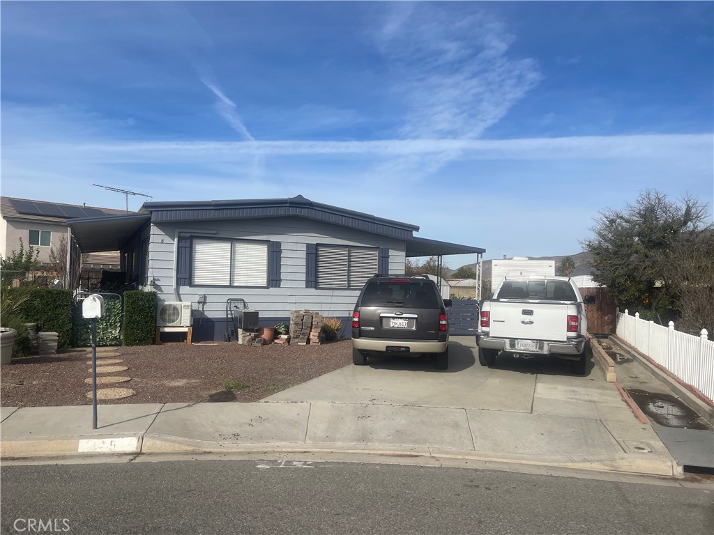 175 N Manzanita Court, San Jacinto, CA 92582 — photo 1