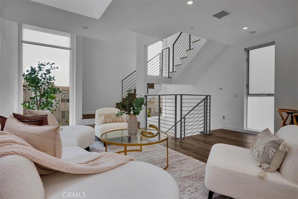 6919 Knowlton Place, Los Angeles, CA 90045 — photo 1