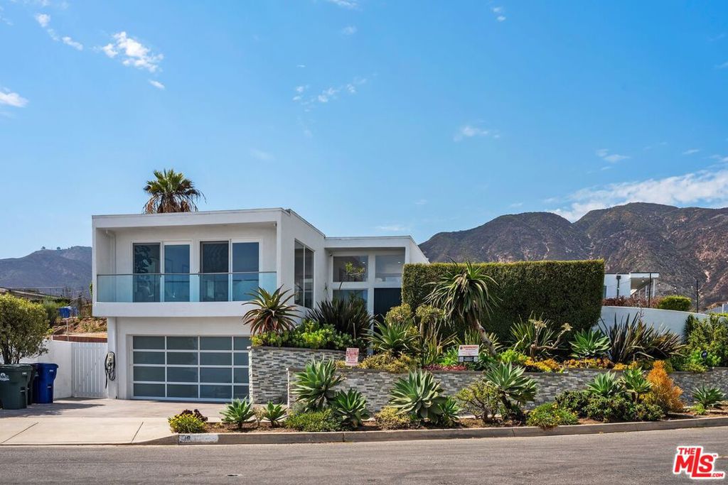 3831 Surfwood Road, Malibu, CA 90265 — photo 1