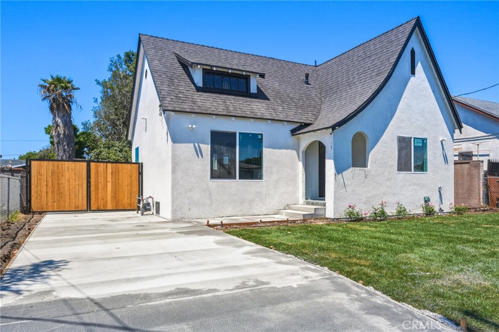 1433 N Neptune, Wilmington, CA 90744 — photo 1