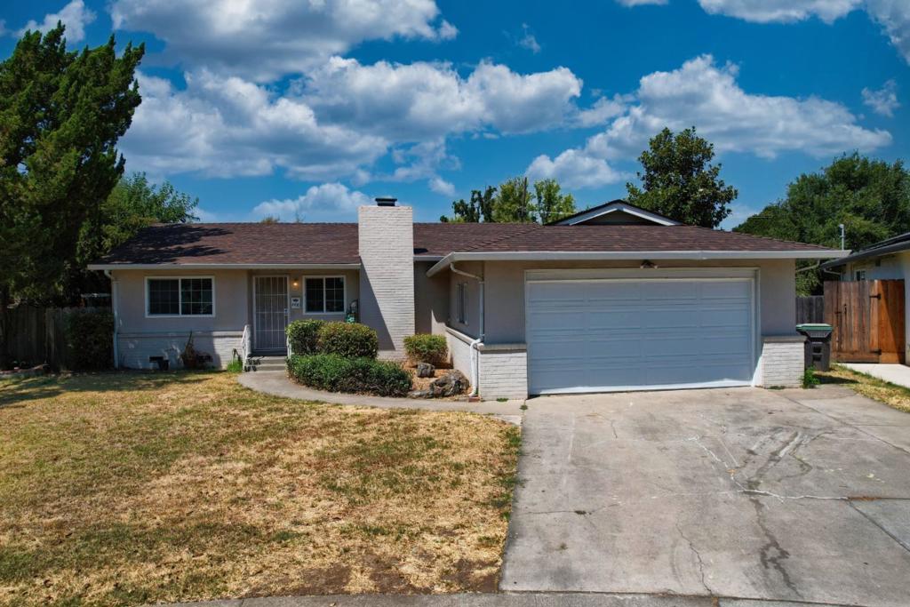 4430 Bidwell Place, Stockton, CA 95207 — photo 1
