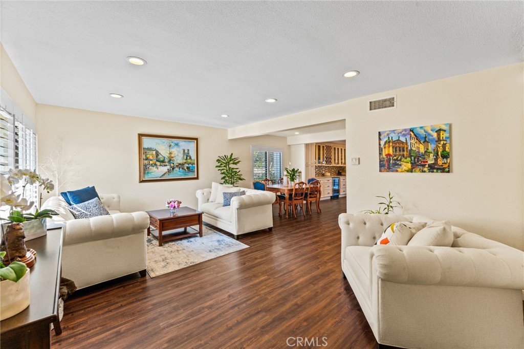676 redwood Lane, San Dimas, CA 91773 — photo 1