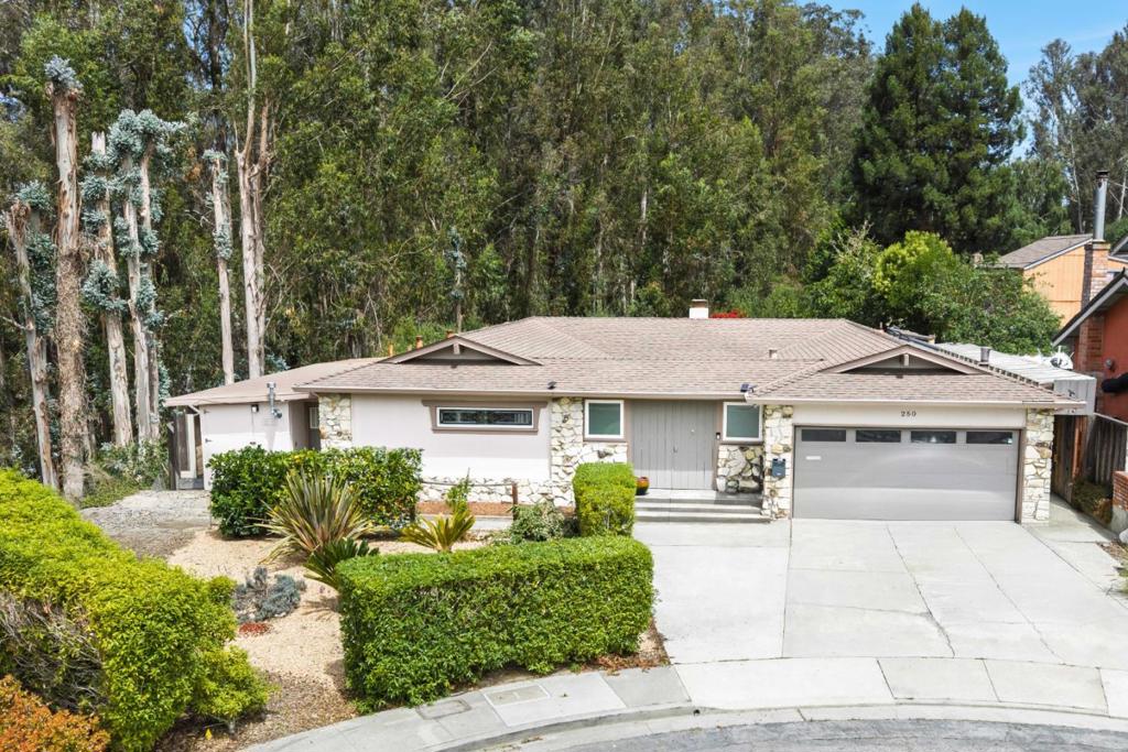250 Segre Place, Santa Cruz, CA 95060 — photo 1