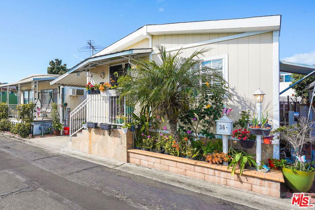 15717 Woodruff Avenue 36, Bellflower, CA 90706 — photo 1