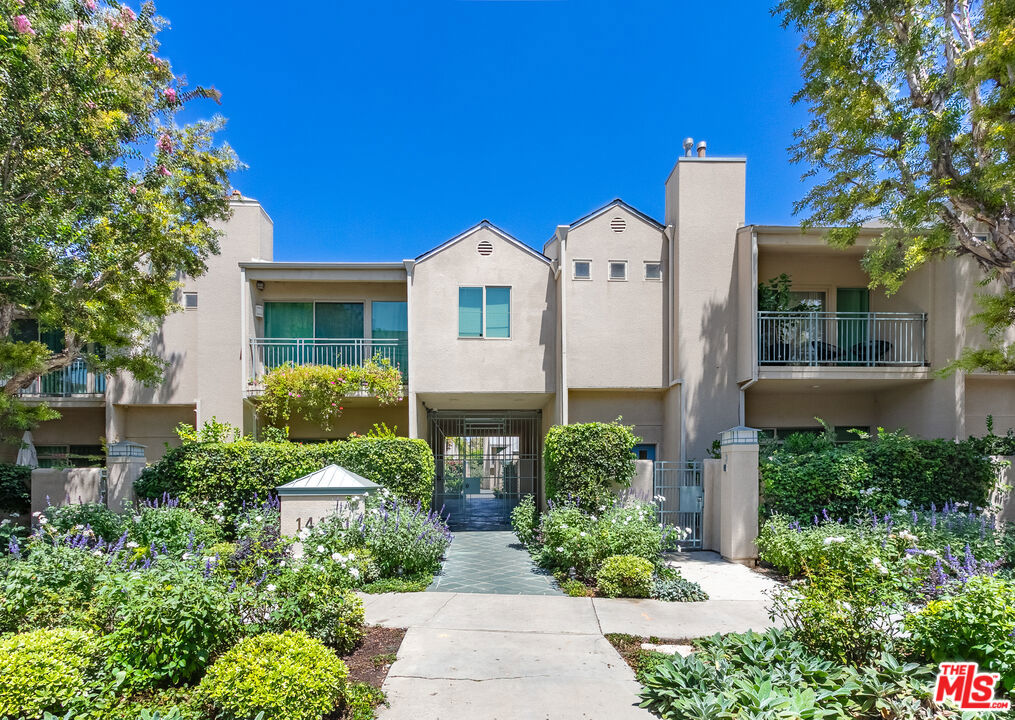 14101 Dickens Street 8, Los Angeles, CA 91423 — photo 1