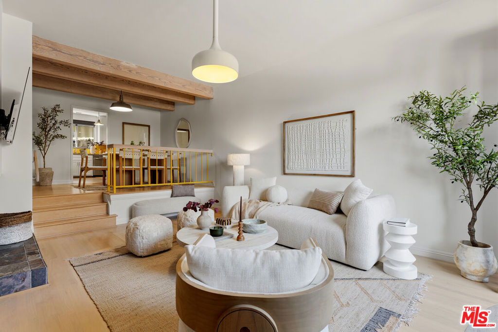 958 18th Street 4, Santa Monica, CA 90403 — photo 1
