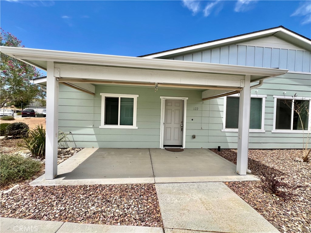 122 Veteran Place, Palmdale, CA 93550 — photo 1