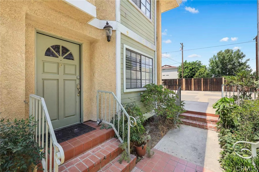 25 Palmetto Drive F, Alhambra, CA 91801 — photo 1