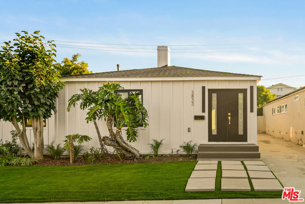 3833 Coolidge Avenue, Los Angeles, CA 90066 — photo 1
