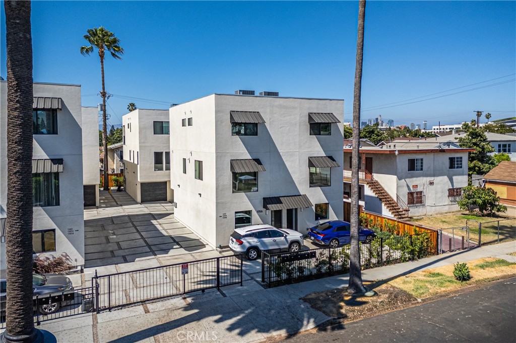 1175 Leighton, Los Angeles, CA 90037 — photo 1
