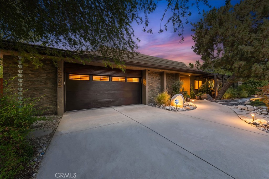 2275 N La Paz, Claremont, CA 91711 — photo 1