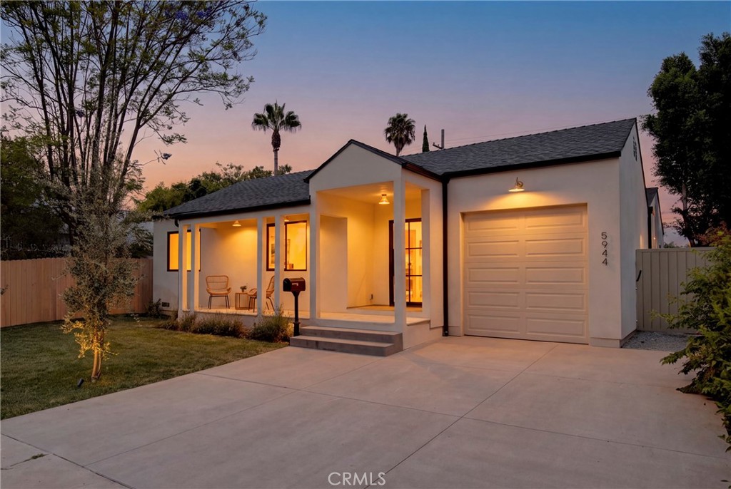 5944 Lasaine, Encino, CA 91316 — photo 1