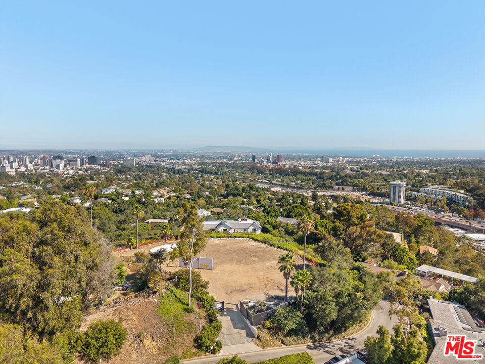 780 Linda Flora Drive, Los Angeles, CA 90049 — photo 1