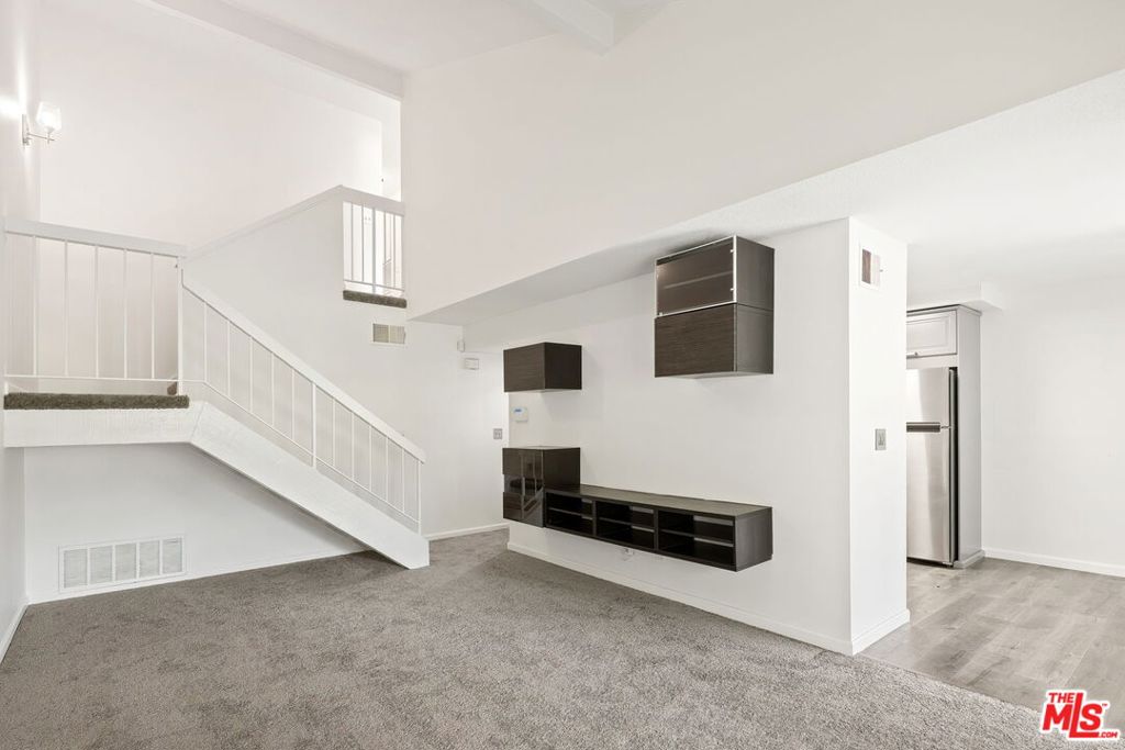 24817 Sand Wedge Lane, Santa Clarita, CA 91355 — photo 1