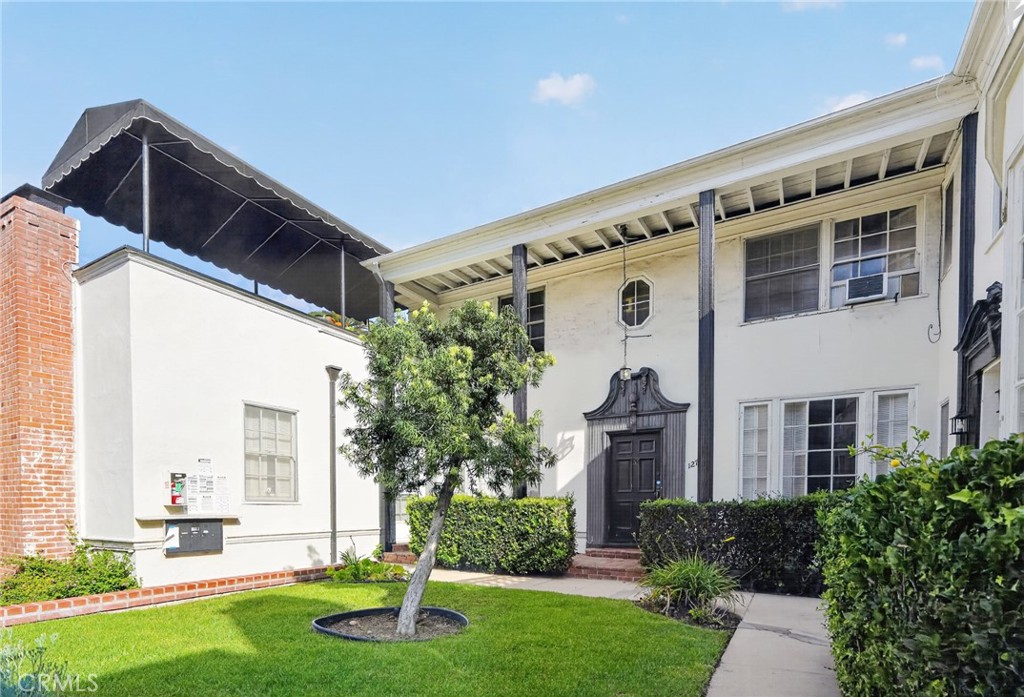 1274 S Beverly Glen, Los Angeles, CA 90024 — photo 1