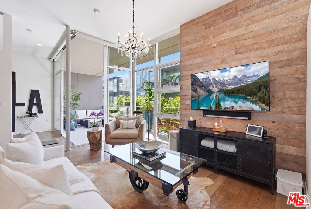 4080 Glencoe Avenue 317, Marina Del Rey, CA 90292 — photo 1