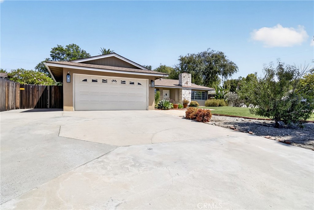 579 Aurora, Claremont, CA 91711 — photo 1