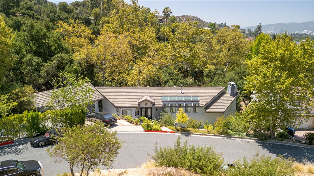1864 Arvin Drive, Glendale, CA 91208 — photo 1