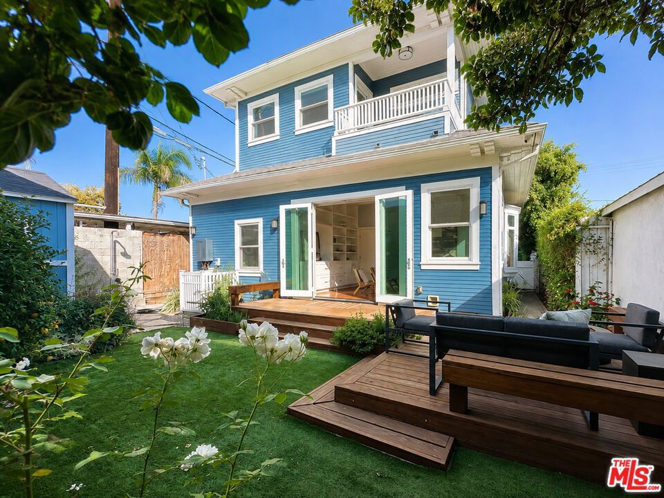 713 Bay Street, Santa Monica, CA 90405 — photo 1
