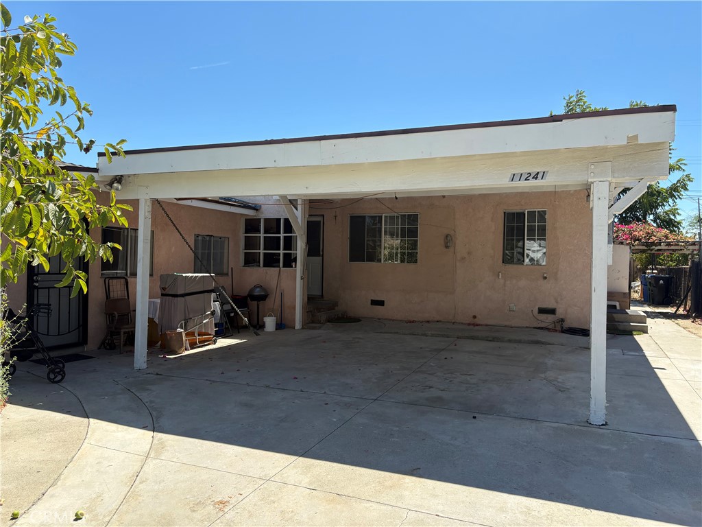 11241 De Haven Ave., Pacoima, CA 91331 — photo 1