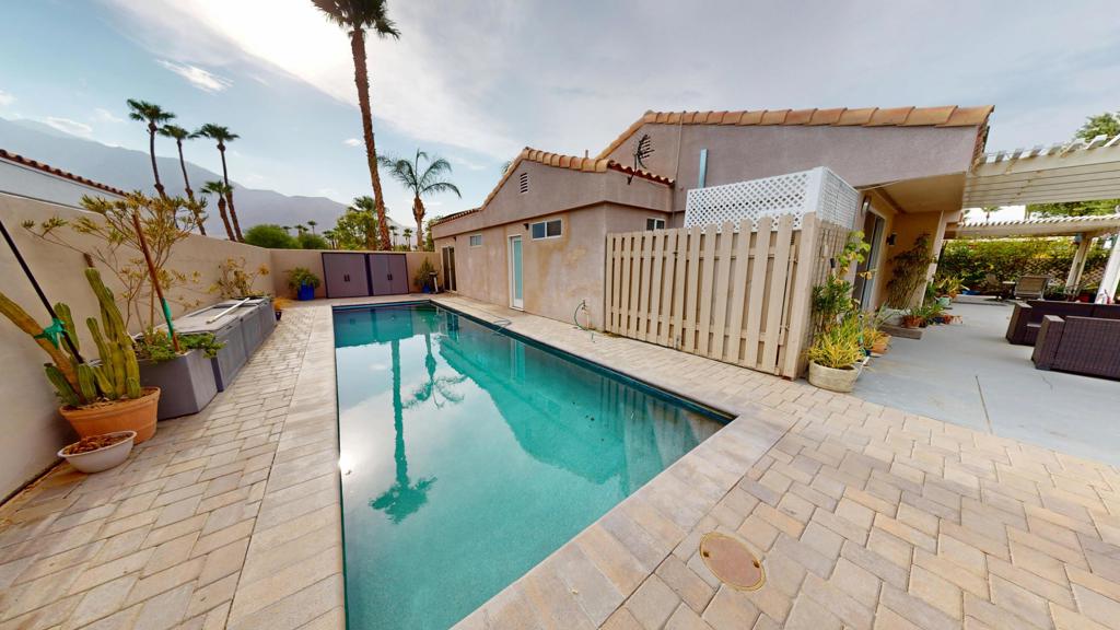 3010 N Redwood Drive N, Palm Springs, CA 92262 — photo 1
