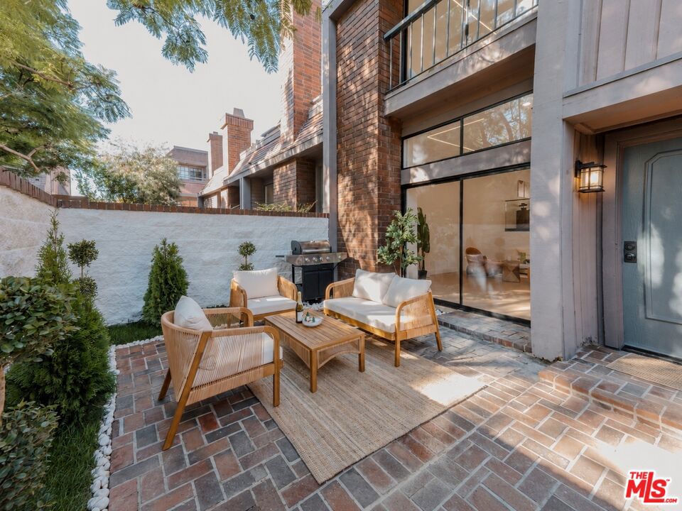 4622 Glencoe Avenue 4, Los Angeles, CA 90292 — photo 1