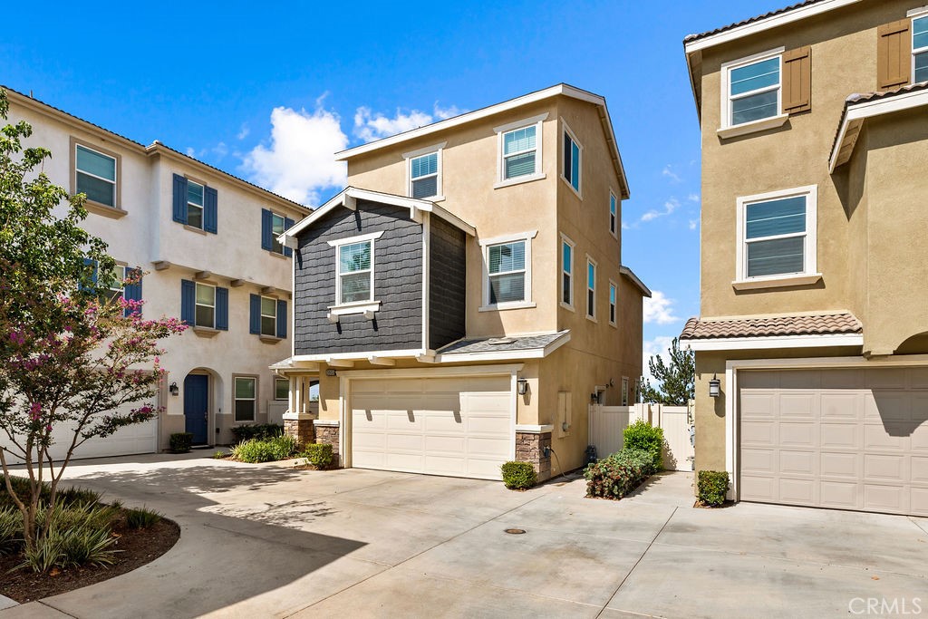 3933 Iron Mountain, Jurupa Valley, CA 92509 — photo 1