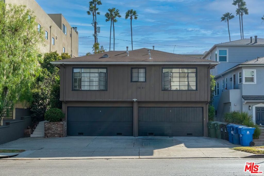 1581 Manning Avenue, Los Angeles, CA 90024 — photo 1