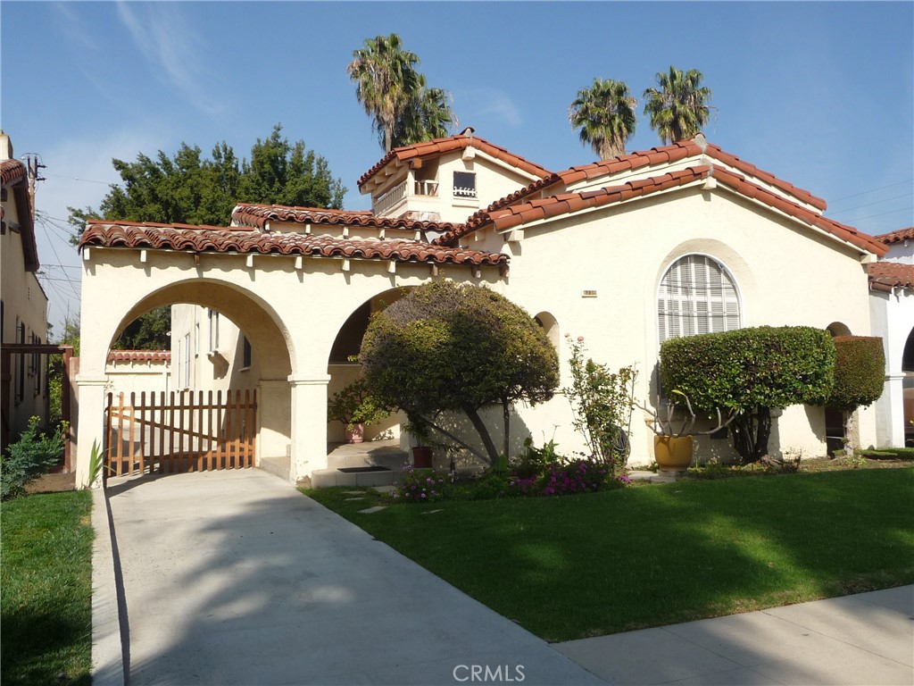 1715 S Ogden Drive, Los Angeles, CA 90019 — photo 1