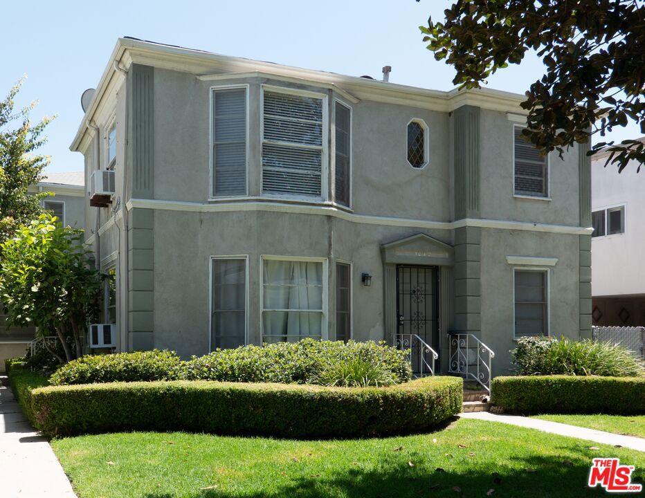 1042 S Bedford Street, Los Angeles, CA 90035 — photo 1