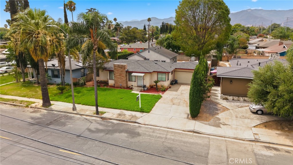 1050 W Olive Street, Corona, CA 92882 — photo 1