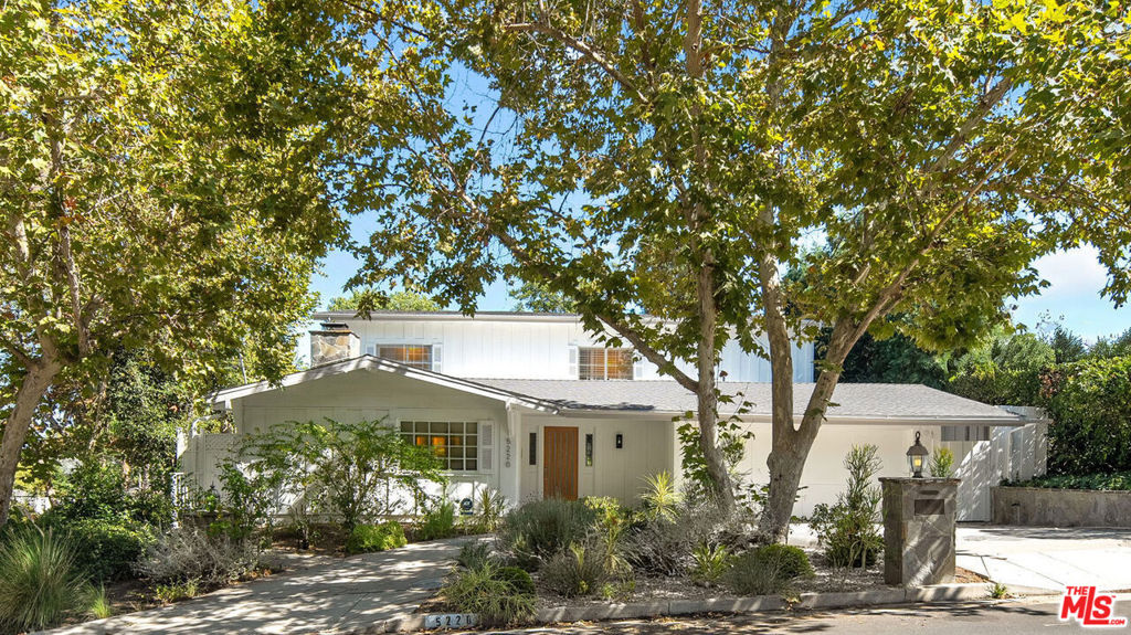 5220 Melvin Avenue, Los Angeles, CA 91356 — photo 1
