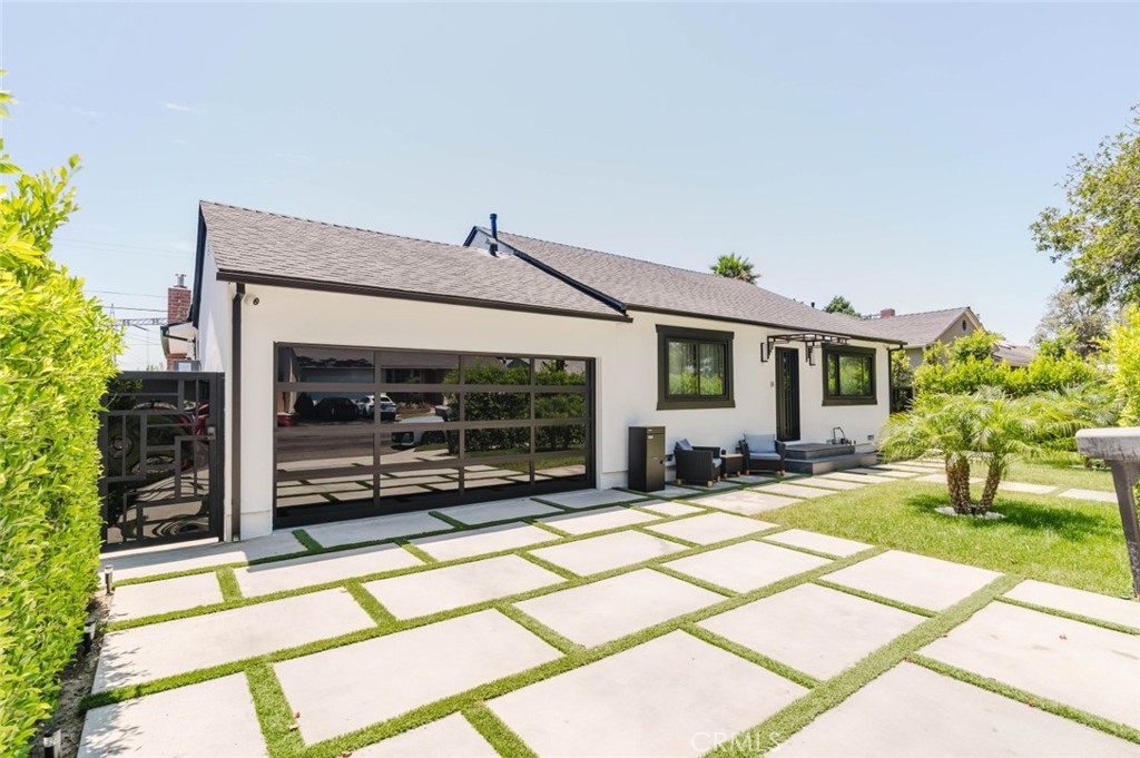 10414 Tiara Street, North Hollywood, CA 91601 — photo 1