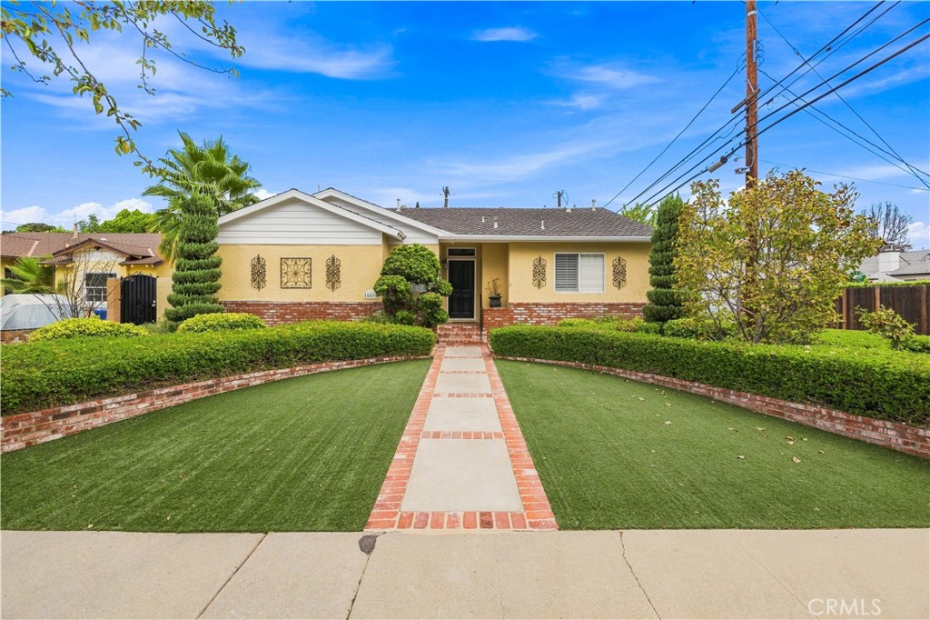 16615 Tupper Street, North Hills, CA 91343 — photo 1