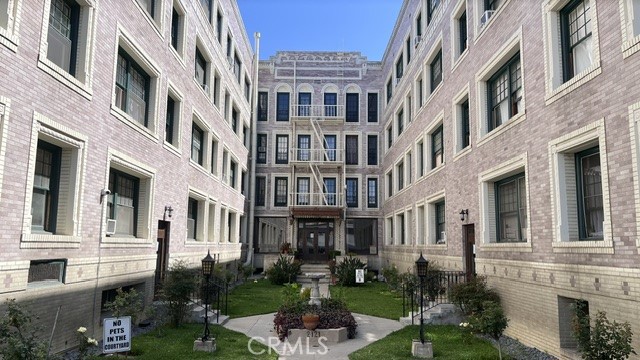 2121 James M Wood Boulevard W 316, Los Angeles, CA 90006 — photo 1