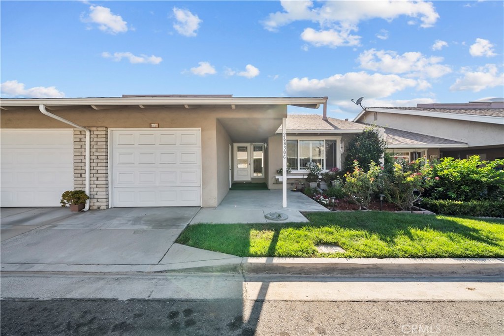 26830 Avenue Of The Oaks C, Newhall, CA 91321 — photo 1