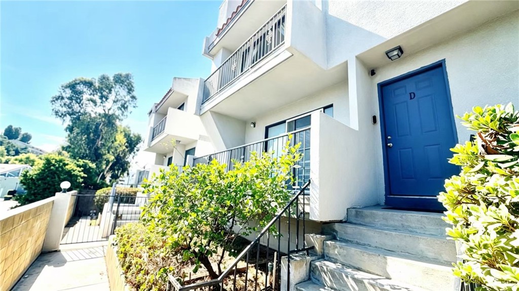 125 S Chandler APT D, Monterey Park, CA 91754 — photo 1