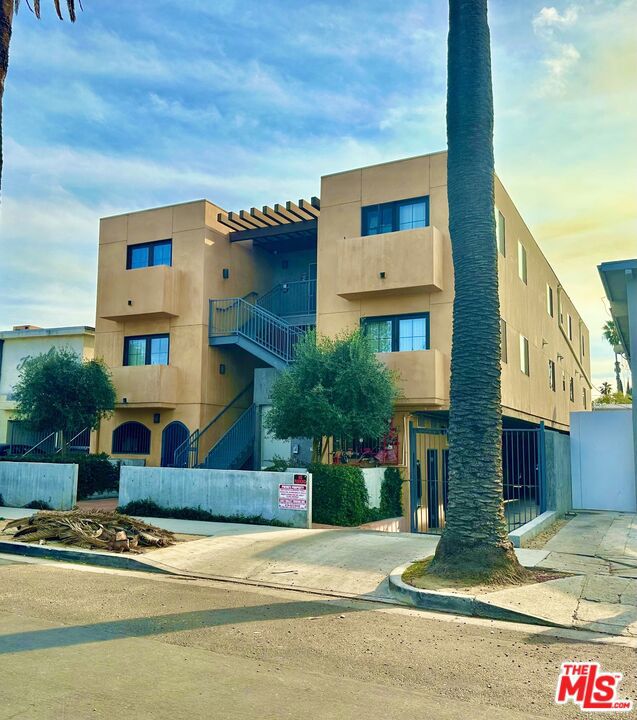 14846 Friar Street, Van Nuys, CA 91411 — photo 1